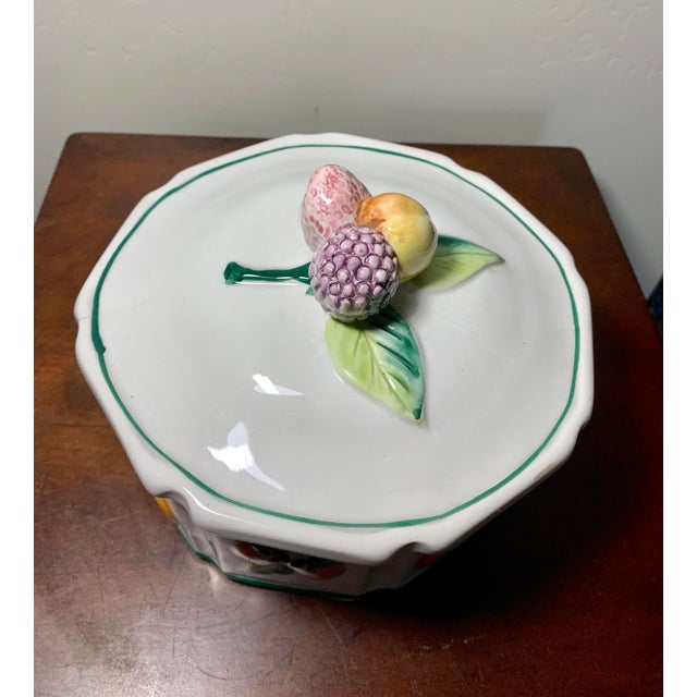 Italian Vintage Octagon Trompe L’oeil Box With Hand Painted Fruit Design and Handle For Sale - Image 4 of 8