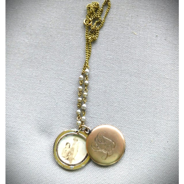 Gold 14k Gold Turn of the Century Open Locket, Gold and Pearl Chain For Sale - Image 8 of 16