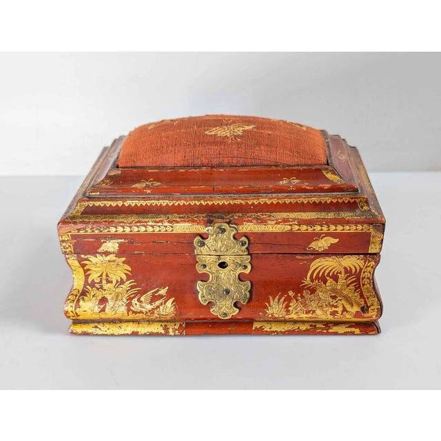 Chinoiserie 19th Century English or French Red Lacquer Gilt Chinoiserie Sewing Box For Sale - Image 3 of 16