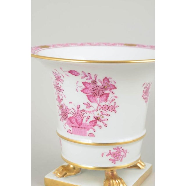 Herend Flower Pot / Vase, 1930/40s. Elegant Herend porcelain pot in white porcelain with hand-painted pink “Indian Basket”...