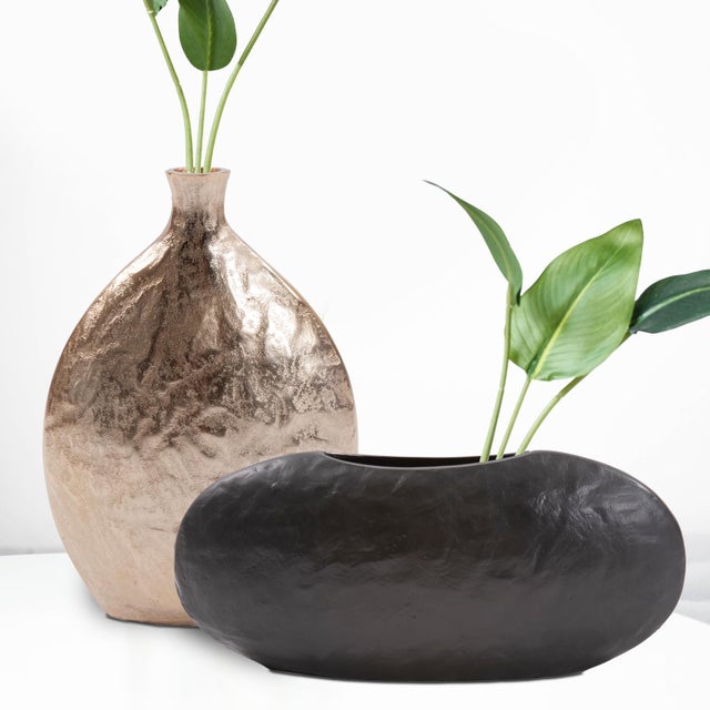 Metal Hammered Organic Ebony Aluminum Canoe Vase- Large For Sale - Image 7 of 8