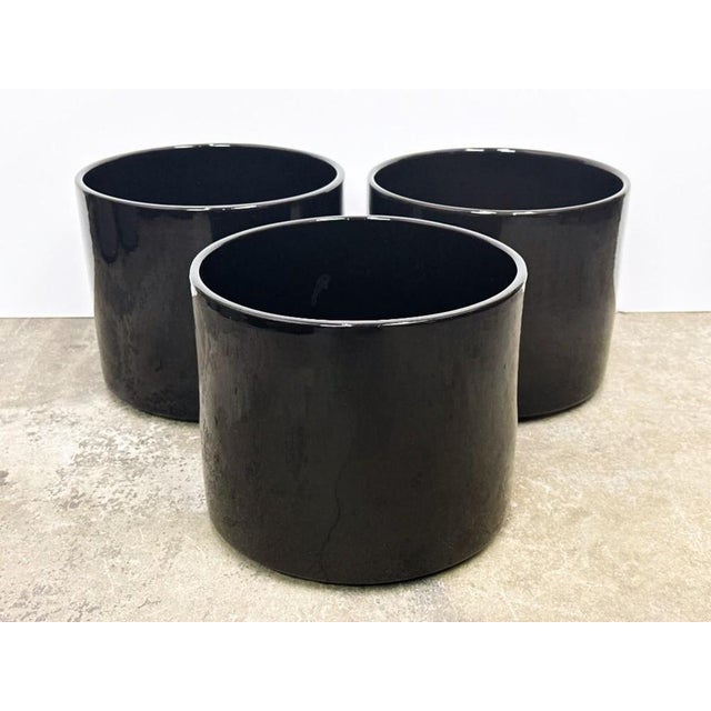 Mid 20th Century Mid 20th Century Gainey Pottery Planters- Set of Three, Attributed For Sale - Image 5 of 5