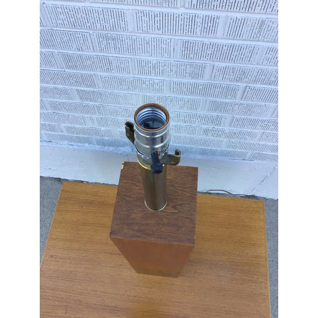 Vintage Laurel Walnut and Brass Table Lamp For Sale - Image 9 of 12