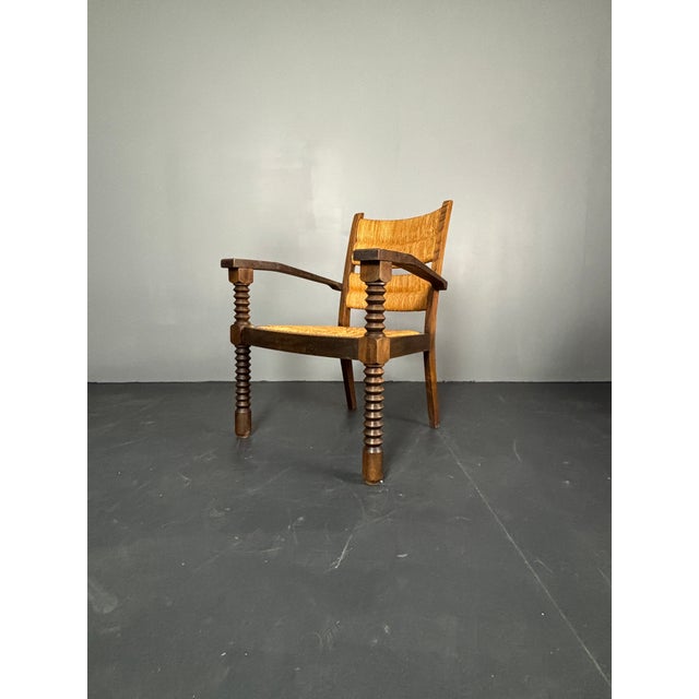 Brutalist Turned Oak and Rush Armchair in the style of Charles Dudouyt, France, 1950s For Sale - Image 9 of 18