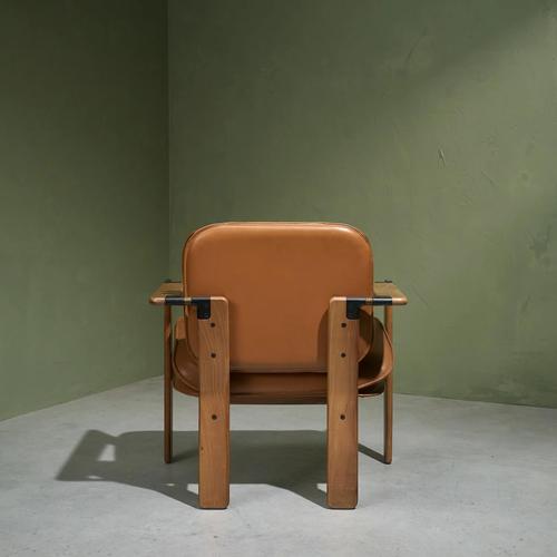 Bernini Dueacca Armchair in Walnut and Leather by Franco Poli for Bernini, Italy, 1985 For Sale - Image 4 of 11