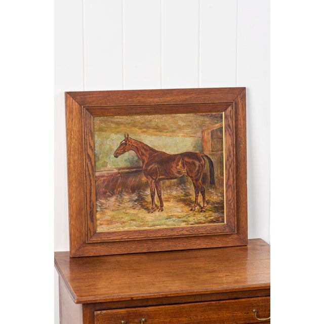English William Wasdell Trickett (1866–1939) “Balaam” 1913 Fine British Sporting Art Oil Painting – Equestrian Portrait of a Chestnut Horse in a Stable For Sale - Image 3 of 9