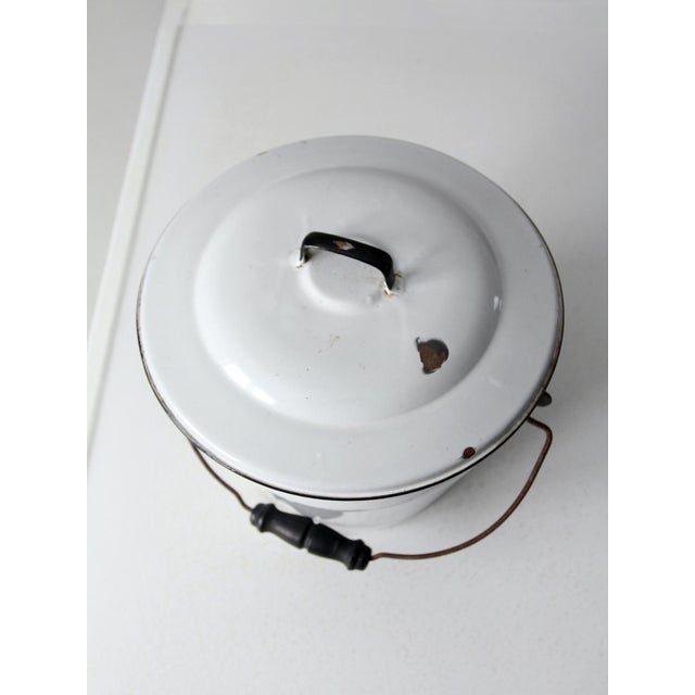 Farmhouse Vintage White Enamelware Bucket For Sale - Image 3 of 8