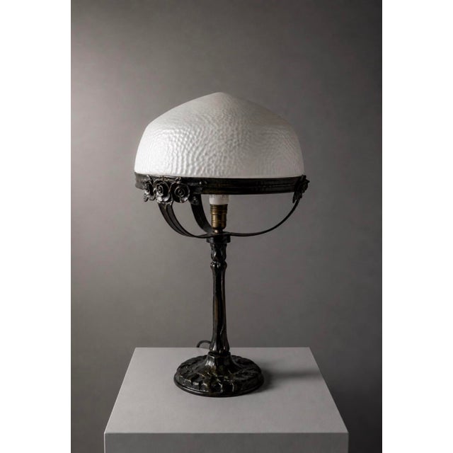 Model 3652 Table Lamp in Brass and Crocodile Glass by Alice Nordin for Arvid Böhlmarks, 1890s For Sale - Image 9 of 10