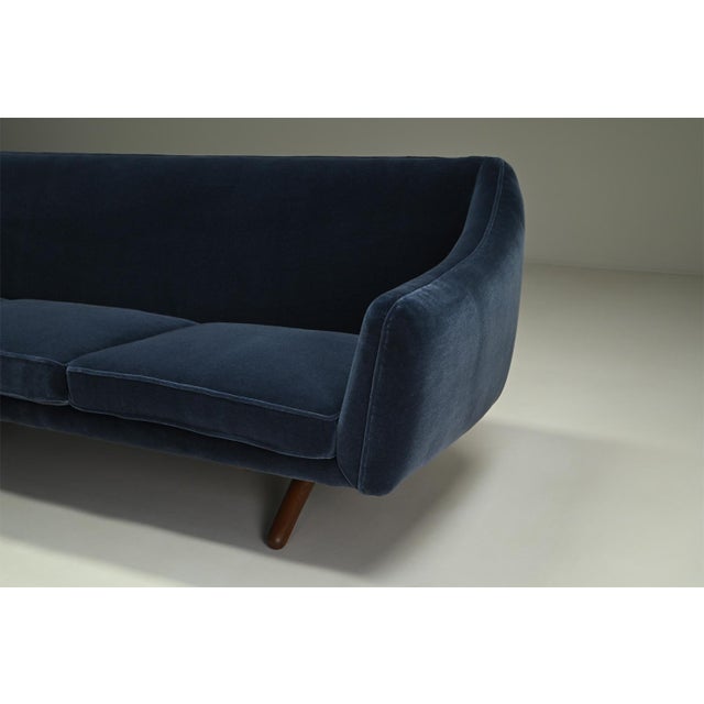 Wood Ml-90 Sofa by Illum Wikkelsø for Mikael Laursen, 1950s Denmark, 1960s For Sale - Image 7 of 10