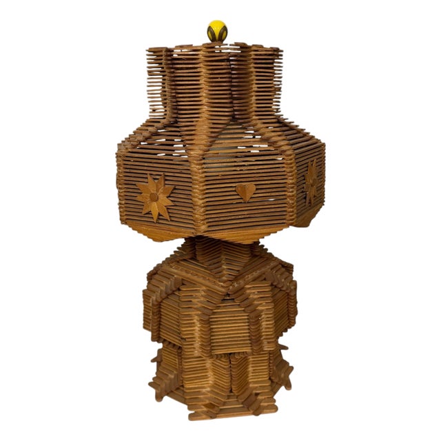 Vintage Mid Century Pinwheel and Hearts Design Popsicle Stick Lamp For Sale
