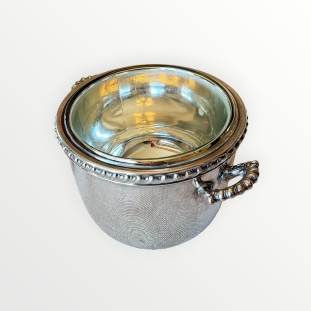Metal Mid 20th Century Wallace Ornate Silver Plate Ice Bucket With Glass Insulated Liner For Sale - Image 7 of 18
