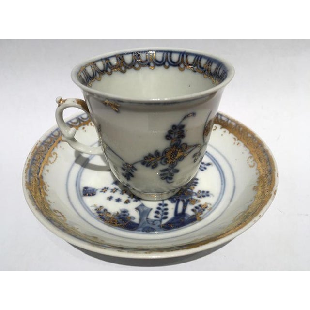 Baroque Mid-18th Century Porcelain Cup with Dish from Meissen, Set of 2 For Sale - Image 3 of 16