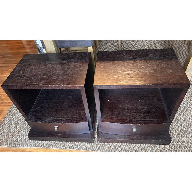 Brown Pair of Italian Promemoria Nightstands – Made in Italy For Sale - Image 8 of 12