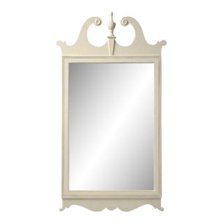 1950s Chippendale Style White Chic Mirror For Sale