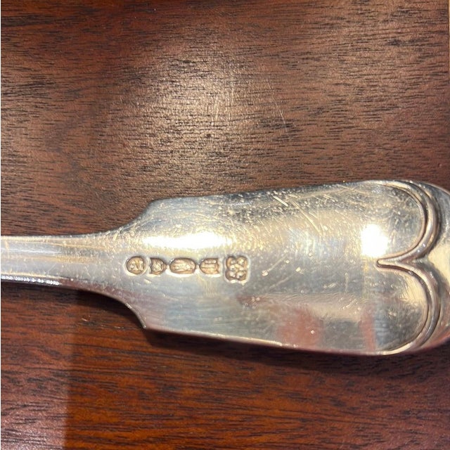 Mid-Century Modern Late 20th Century English Silver Plate Fish Server For Sale - Image 3 of 5