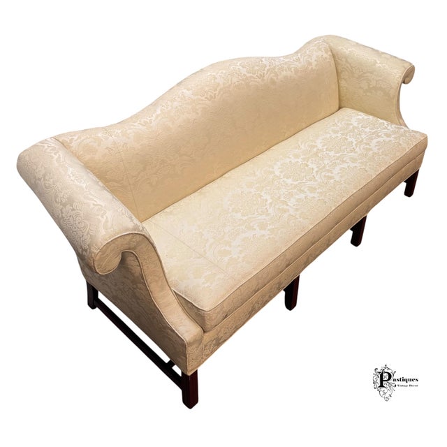 Thomas Chippendale Vintage Chippendale Style Mahogany Frame Camel Back Ivory Damask Print Upholstered Sofa For Sale - Image 4 of 10