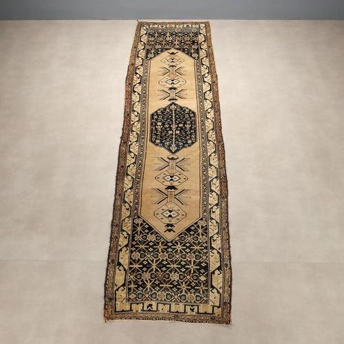 Middle Eastern Malayer Rug For Sale - Image 3 of 9