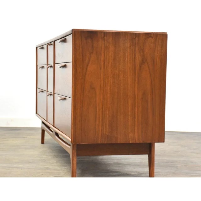 Mid-Century Modern Refinished Lane Perception Walnut Dresser For Sale - Image 3 of 11