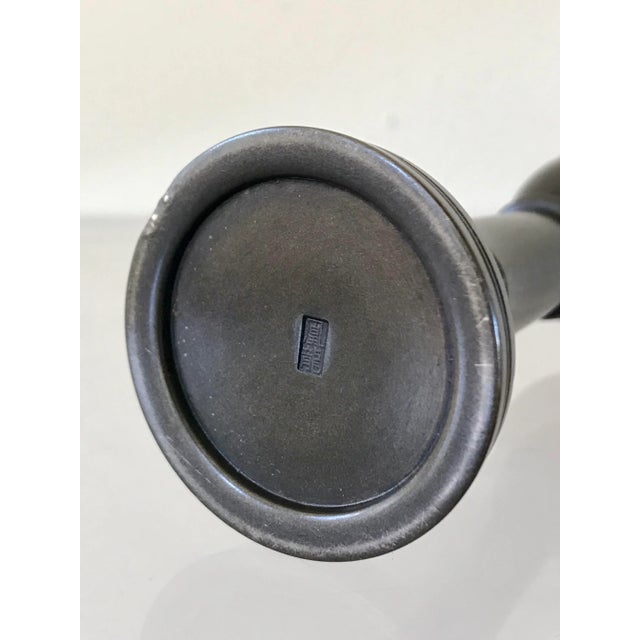 A small finely form bronze vase. Signed on underside. Japanese Showa period.