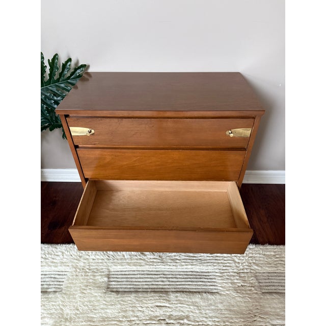 Vintage Mid Century Modern Walnut 3 Drawer Dresser in the Style of Stanley For Sale - Image 12 of 12
