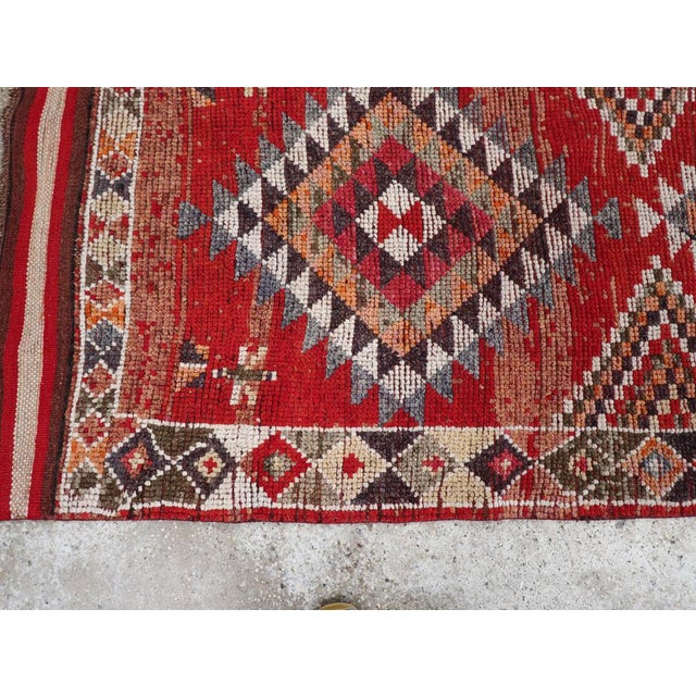 Textile Galerie Shabab Collection Mid-20th Century Turkish Anatolian Tribal Runner For Sale - Image 7 of 10