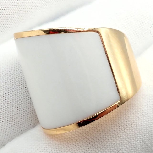 Contemporary 1990s Vhernier Rose Gold Vague Crossover Camuration Cacholong Ring Sz 6 For Sale - Image 3 of 16