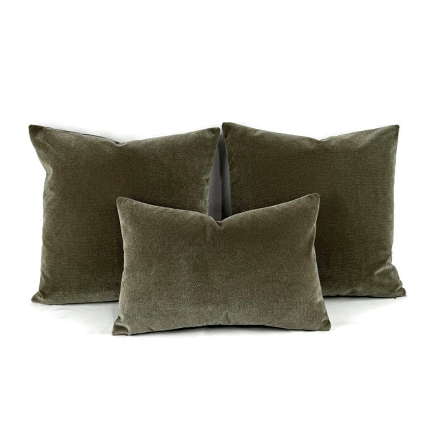 Cowtan and Tout Rostang in Souris Lumbar Pillow Cover For Sale - Image 4 of 4