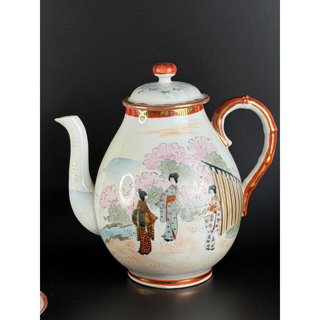 White Vintage Japanese Satsuma Tea Set for Twelve in Gilded Porcelain, 1920s, Set of 27 For Sale - Image 8 of 15