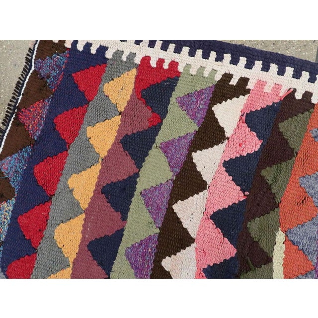 Teal Galerie Shabab Collection Mid-20th Century Persian Flatweave Kilim Rug For Sale - Image 8 of 10