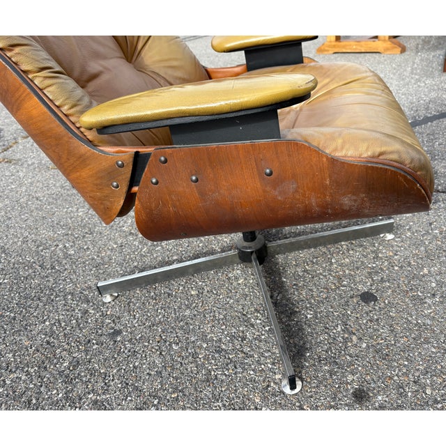 Camel Mid-Century Modern Eames-Style Selig Lounge Chair and Ottoman For Sale - Image 8 of 14