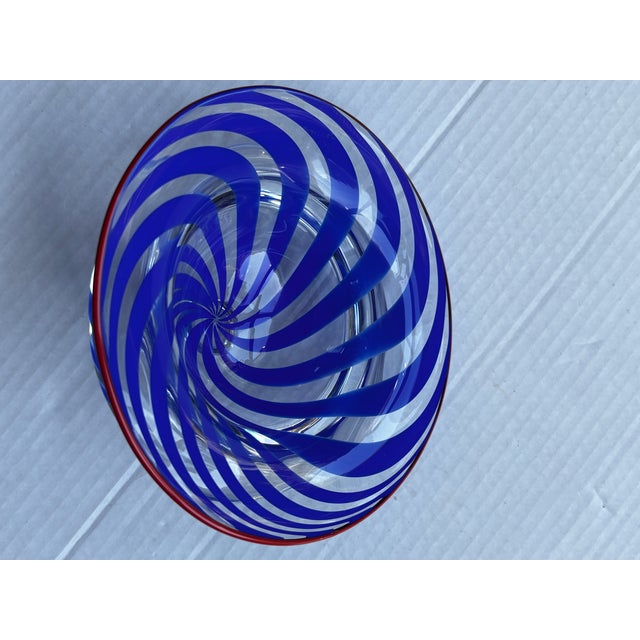 Vintage Johnathon Schmuck Signed Cobalt Blue Swirl Art Glass 94 Lid For Sale - Image 13 of 14
