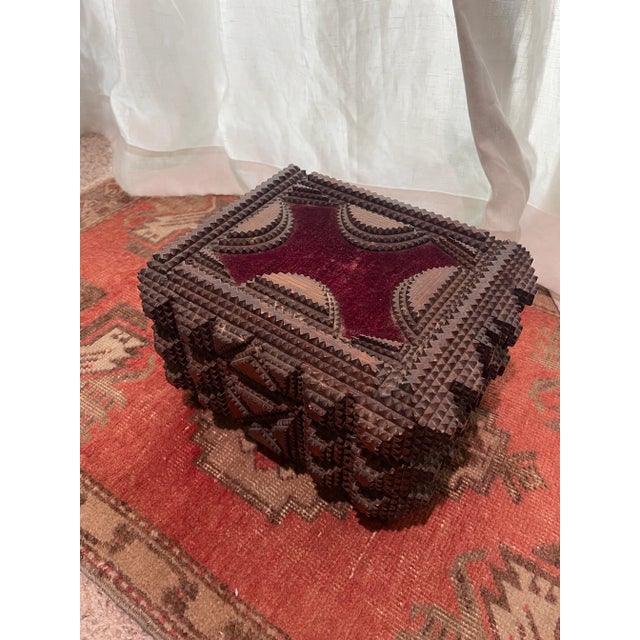 American Vintage 1930’s Tramp Box For Sale - Image 3 of 5