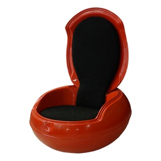 Spage Age Red Garden Egg Chair by Peter Ghychy, 1960s For Sale