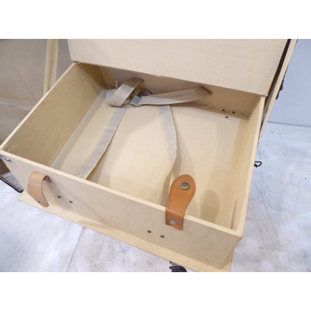 Vintage French Leather Trunk For Sale In Portland, ME - Image 6 of 10