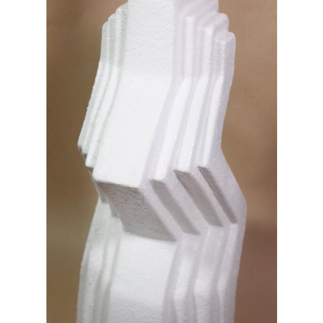 White 70's Plaster Ziggurat Lamp With Lucite Finial For Sale - Image 8 of 10