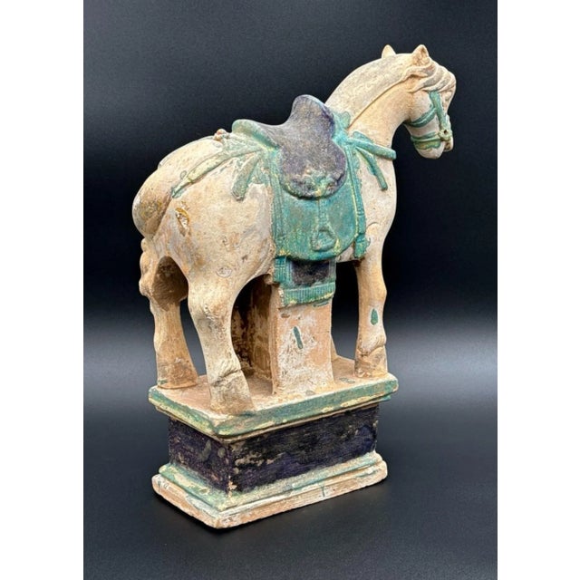 Ming Dynasty Antique Chinese Pottery Horse Tomb Figure Sculpture For Sale In Dallas - Image 6 of 10