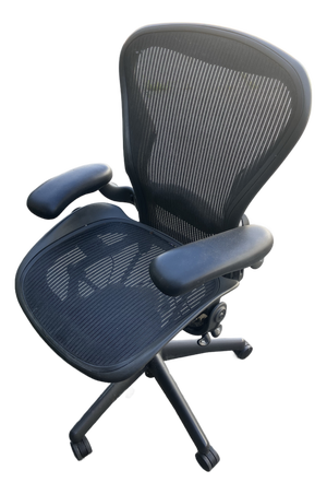 Aeron Herman Miller Iconic Executive Desk Chair Medium Size. Perfect Shape.