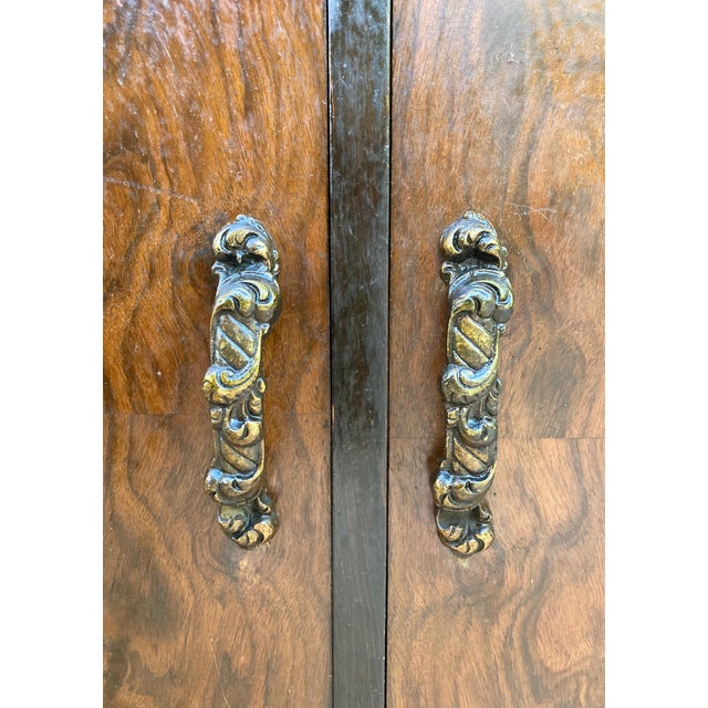 Wood Mid 20th Century Art Deco Nightstands With Ebonized Base, A Pair For Sale - Image 7 of 18