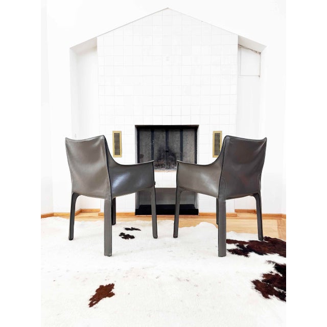 1980s Pair of Two 70s Cassina Cab 413 Armchairs Mario Bellini Elephant Grey / Gray For Sale - Image 6 of 11