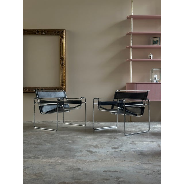 Wassily Armchairs in Black Leather by Marcel Breuer for Gavina, 1970s, Set of 2 For Sale - Image 15 of 15