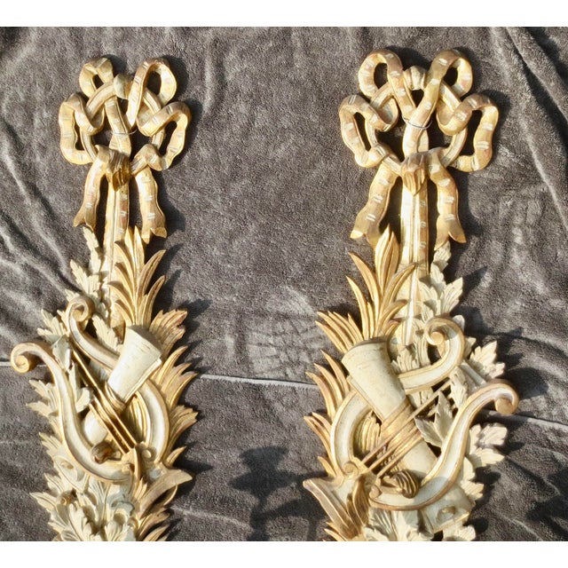 1900s Italian Gilt Wood Carved Sconces - Pair of 2 For Sale In New York - Image 6 of 11