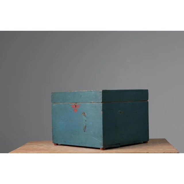 19th-Century Swedish Blue Pine Box For Sale - Image 3 of 10