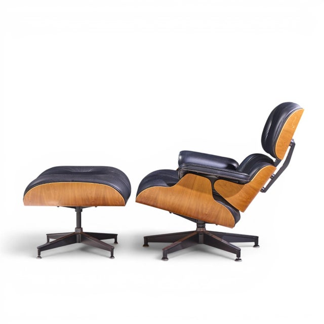 Herman Miller Charles and Ray Eames for Herman Miller Mid Century Eames Walnut Lounge Chair With Ottoman For Sale - Image 4 of 10