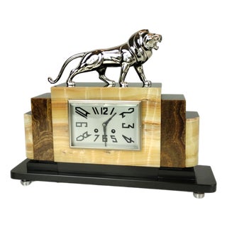 French Art Deco Mantel Clock with Chrome-Plated Bronze Lion, 1930s For Sale