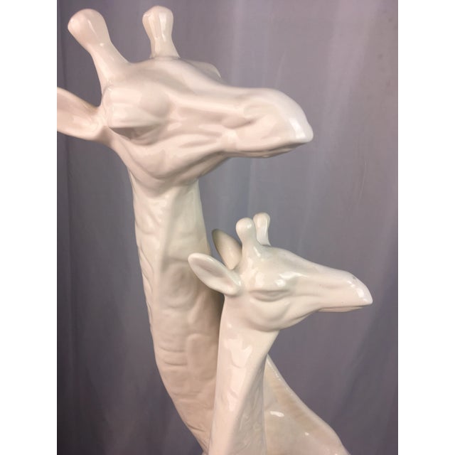 Striking and charming, an accent for any room that will stand out as the star of the decor!