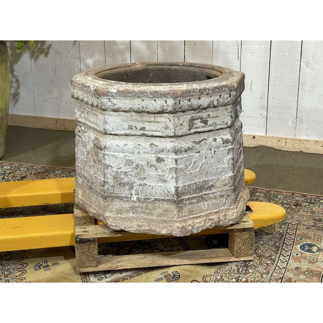 Antique 19th Century Stone Wellhead For Sale - Image 5 of 16