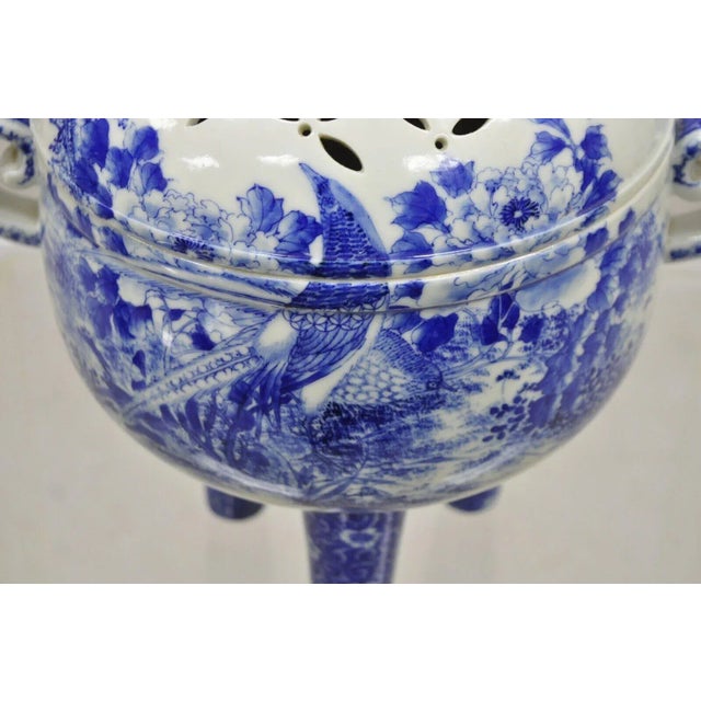 19th Century Antique 19th Century Blue and White Chinese Porcelain Footed Incense Burner For Sale - Image 5 of 12