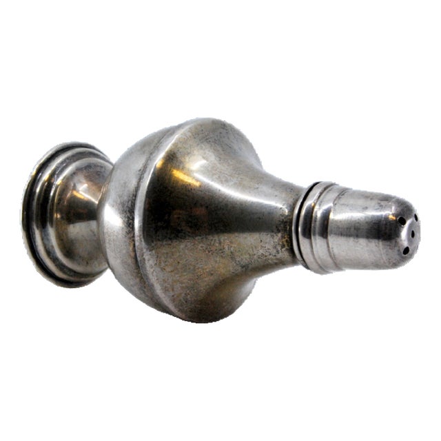 Silver Salt Shaker with Round Base For Sale
