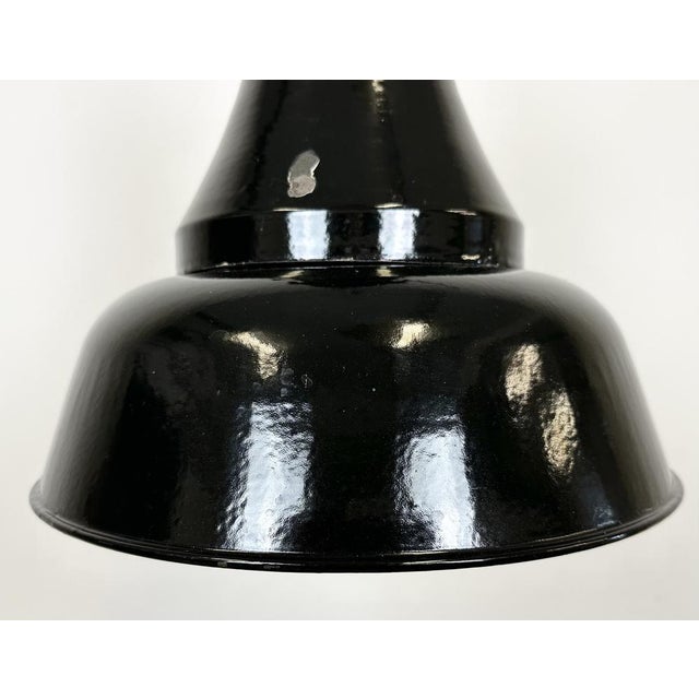1930s Industrial Black Enamel Bauhaus Pendant Lamp, 1930s For Sale - Image 5 of 18