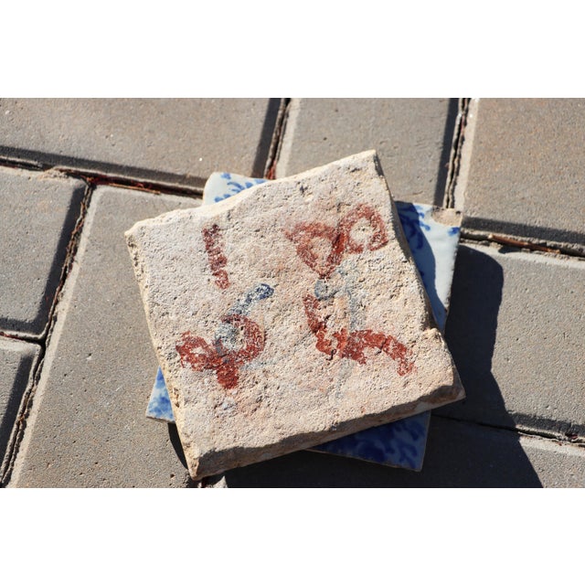Blue 18th Century Set of Two Tiles Depicting a Garden Scene, Portuguese For Sale - Image 8 of 8